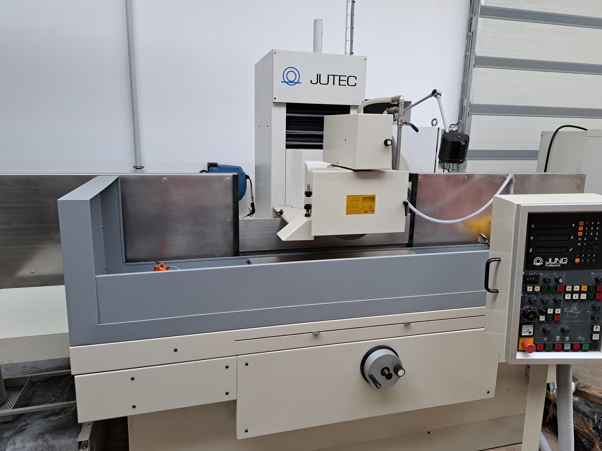 jutec.model